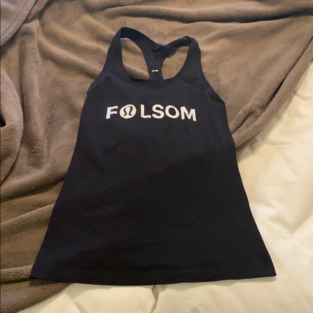 Razorback, Folsom Lululemon tank top